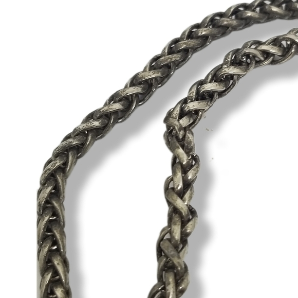 VINTAGE ORNATE SILVERTONE HEMATITE & WHEAT CHAIN PENDANT STATEMENT NECKLACE - Picture 8 of 9